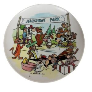 Vintage Yogi Bear Jellystone Park Melmac Plate Boonton Molding Hanna-Barbera‎ 7"